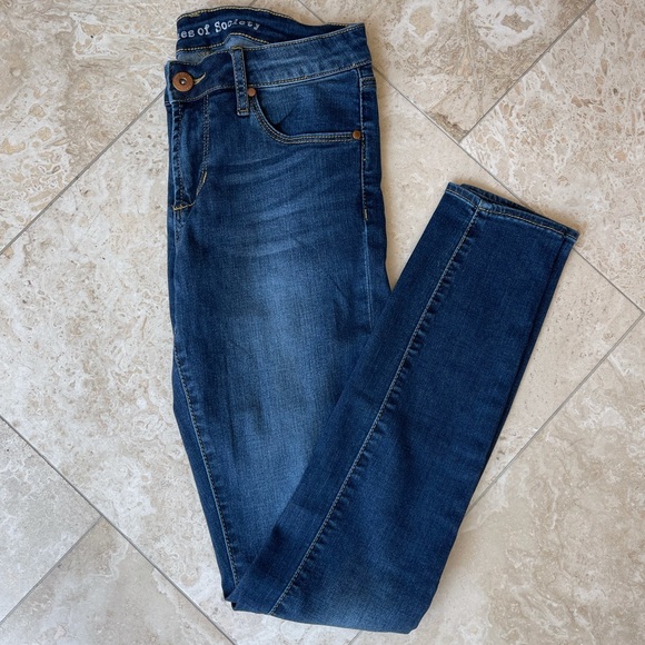 Articles Of Society Denim - HP! Articles of Society Sarah Skinny Jeans Women’s Size 25
